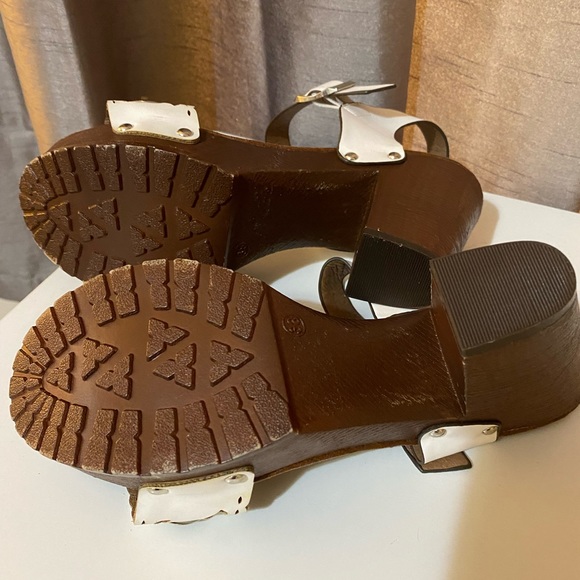 Ollio Women's Shoe Cutout Scalloped size 8 - Picture 4 of 4